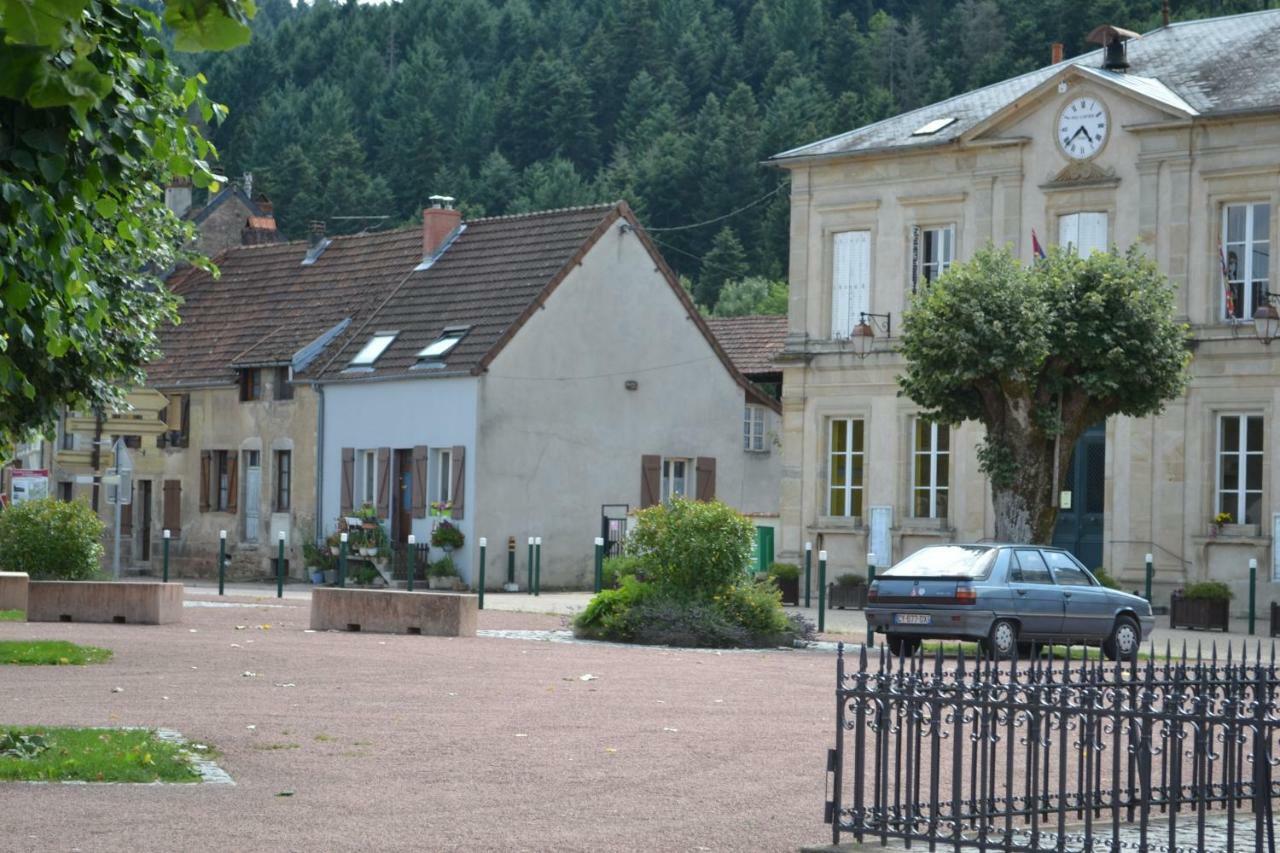 Appartement Passe Partout Lucenay-l'Eveque Exterior photo